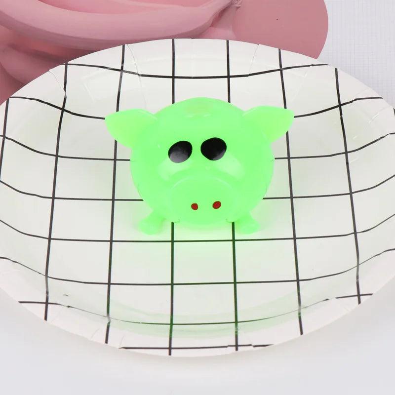 Sticky Pig Squishy